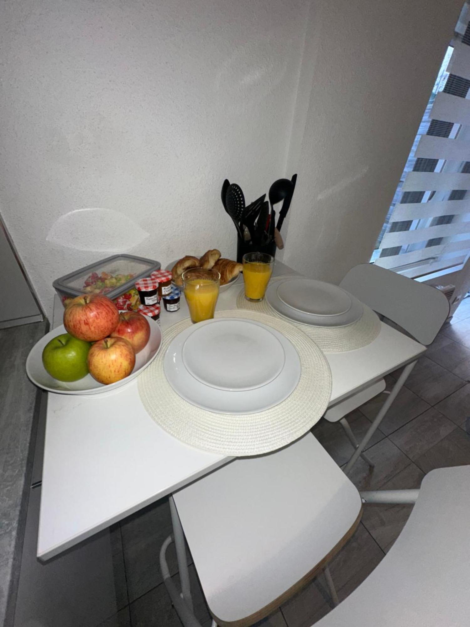 # Le 6 # Joli Petit Studio ! Centre Ville Au Calme Мюлуз Екстериор снимка