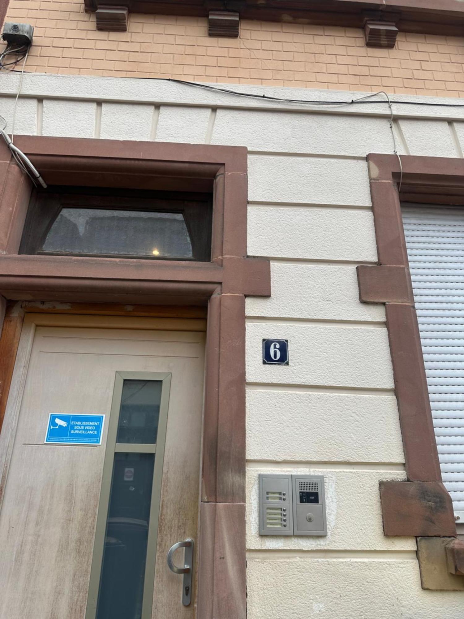 # Le 6 # Joli Petit Studio ! Centre Ville Au Calme Мюлуз Екстериор снимка